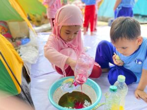 Kemping ala Anak TK