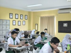 Asesmen Sumatif Akhir Semester (ASAS) SMA Islam Al-Azhar 12 Hertasning Makassar