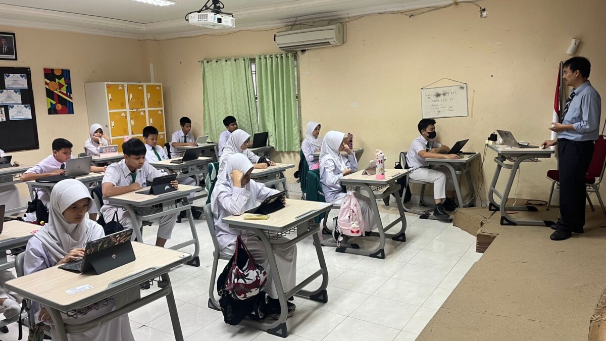 SMP Islam Al Azhar 24 Hertasning Makassar melaksanakan ASAT untuk Kelas 7 & 8, serta ASAS untuk Kelas SKS: Mengukur Kompetensi dan Potensi Murid