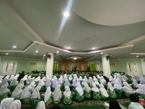 Tumbuhkan Karakter Islami Sejak Dini, Kultum Murid Jadi Wadah Dakwah Cilik di SD Islam Al Azhar 34 Makassar