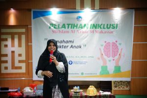 Menjadi Guru yang Lebih Peka: SDIA 34 Gelar Pelatihan Inklusi dan Pemahaman AnakBersama Dosen Psikologi UNM