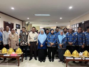 DOBRAK Literasi: Wakil Walikota Makassar Aliyah Mustika Ilham Dukung Gerakan Literasi yang berlangsung di SMP Islam Al Azhar 24 Hertasning
