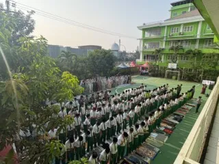 Ada hal-hal penting yang perlu dipelajari anak, bahkan ketika buku pelajaran telah ditutup